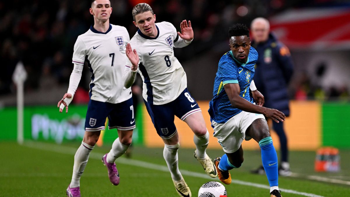 Diễn biến bảng xếp hạng FIFA