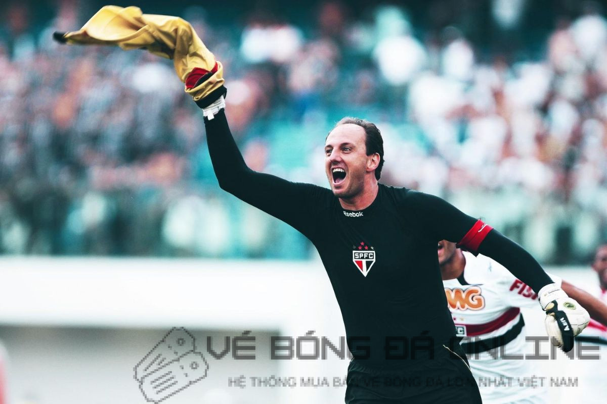 Rogerio Ceni, thủ môn huyền thoại với khả năng sút phạt siêu đẳng