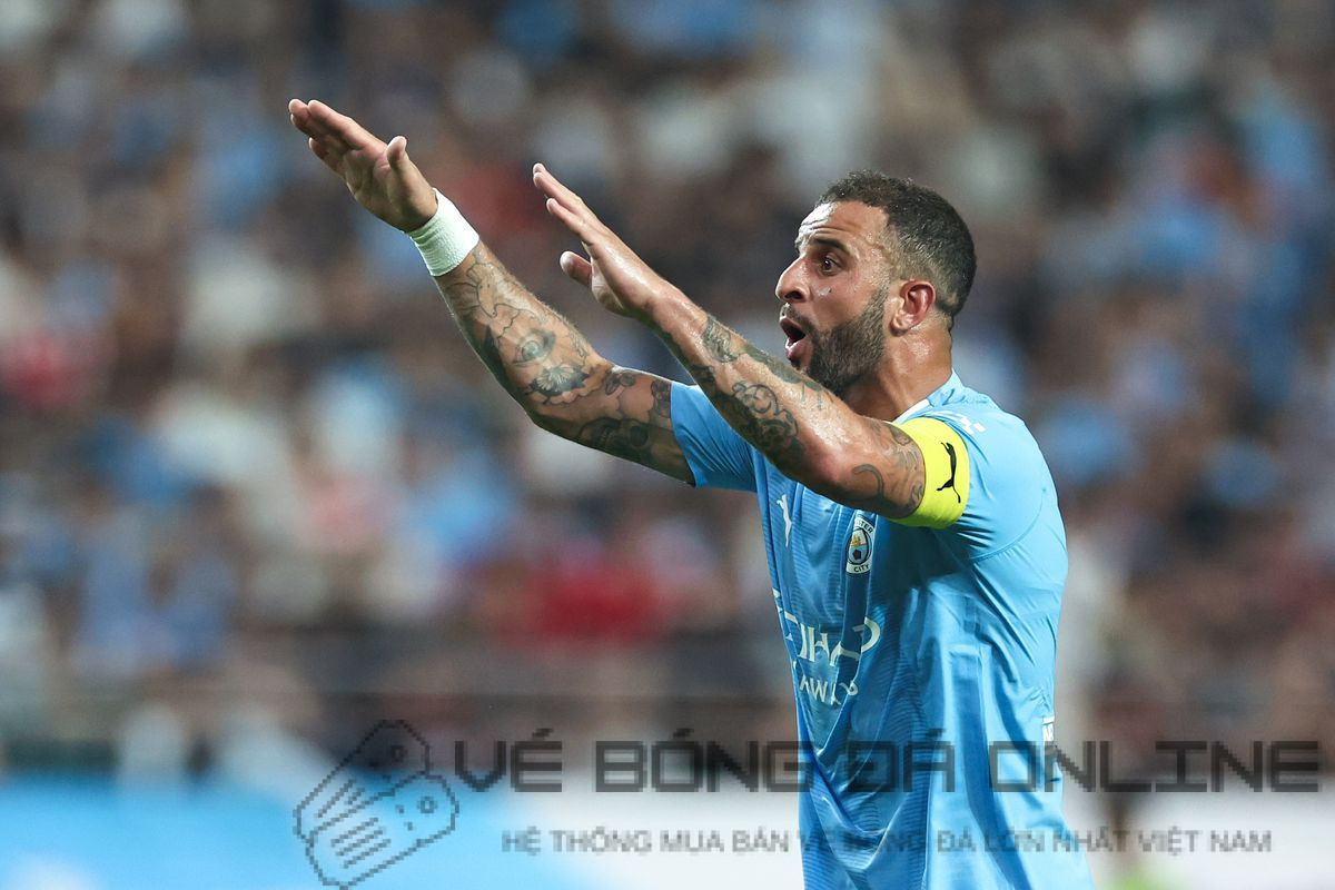 Hậu vệ cánh phải Kyle Walker