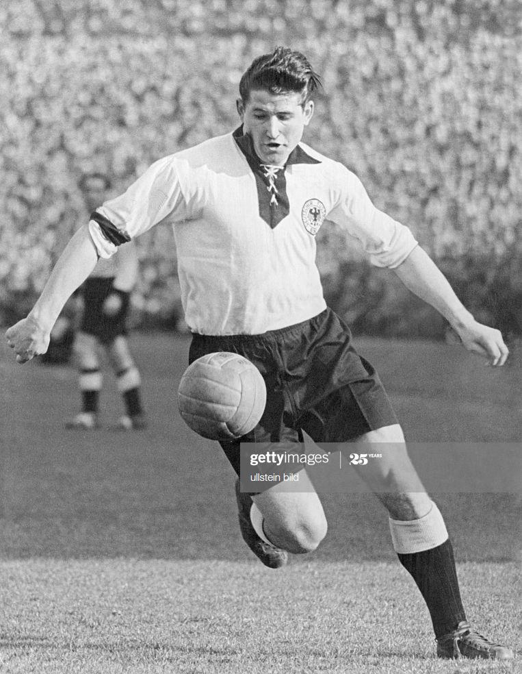 Helmut Rahn - Người hùng của Tây Đức tại World Cup 1954