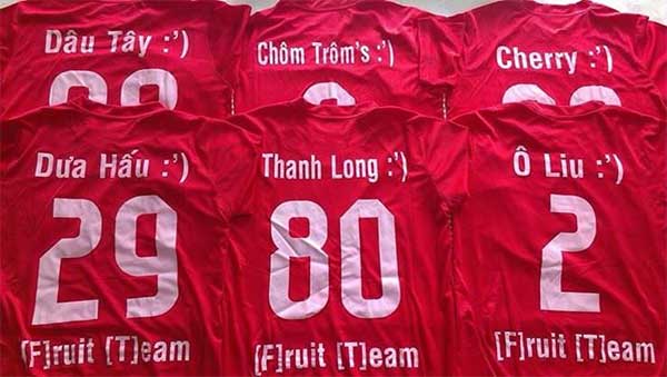 FC Fruit Team: Đội bóng của những người yêu thích trái cây.